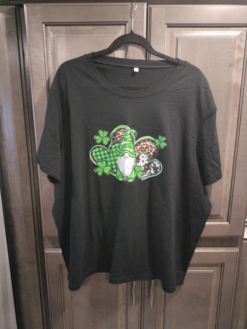 Black St. Patrick's Day Gnome Graphic Tee